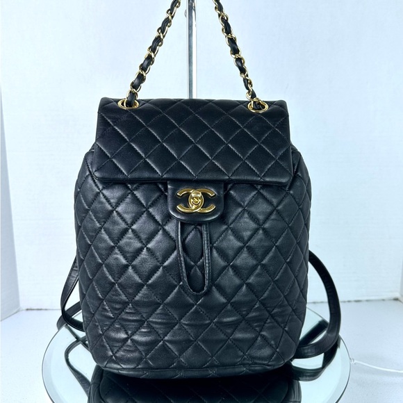 CHANEL Matelasse Small Backpack Bag Leather Logo Black - Picture 6 of 11